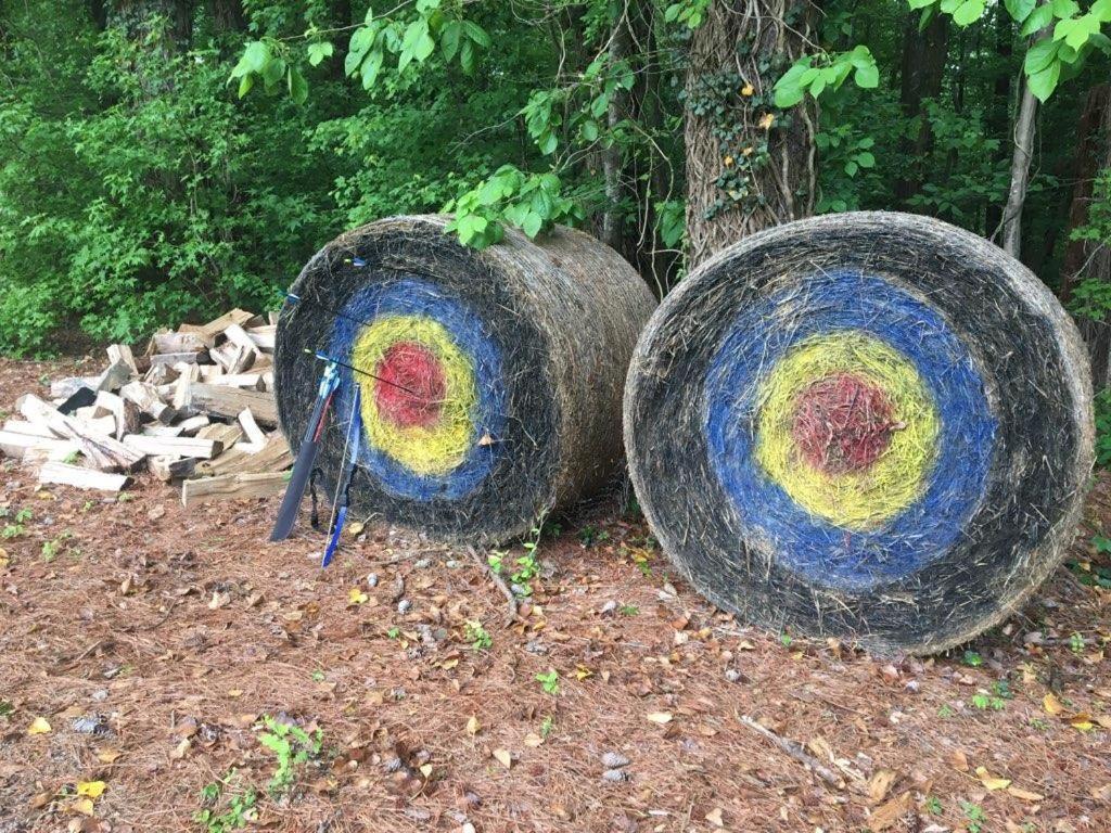 Uncle Bill'S Lodge & Soccer Pool Showdown Surry Exteriér fotografie